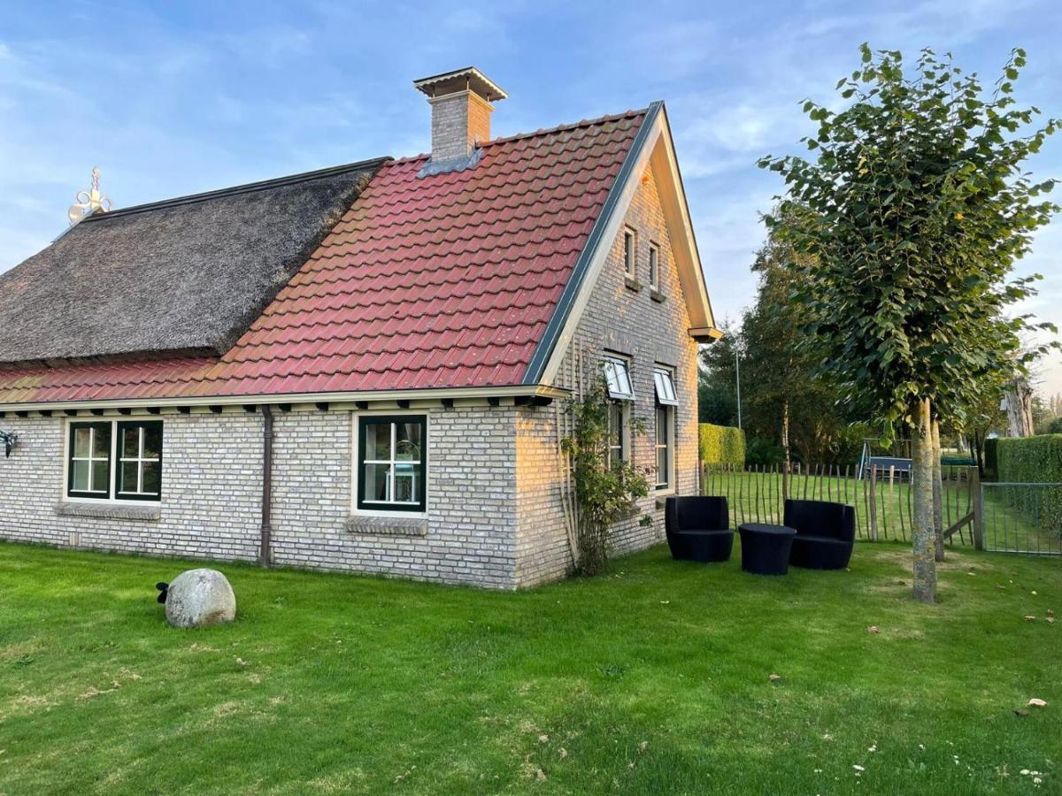B&B Ut En Thus Sweagerbosk Extérieur photo
